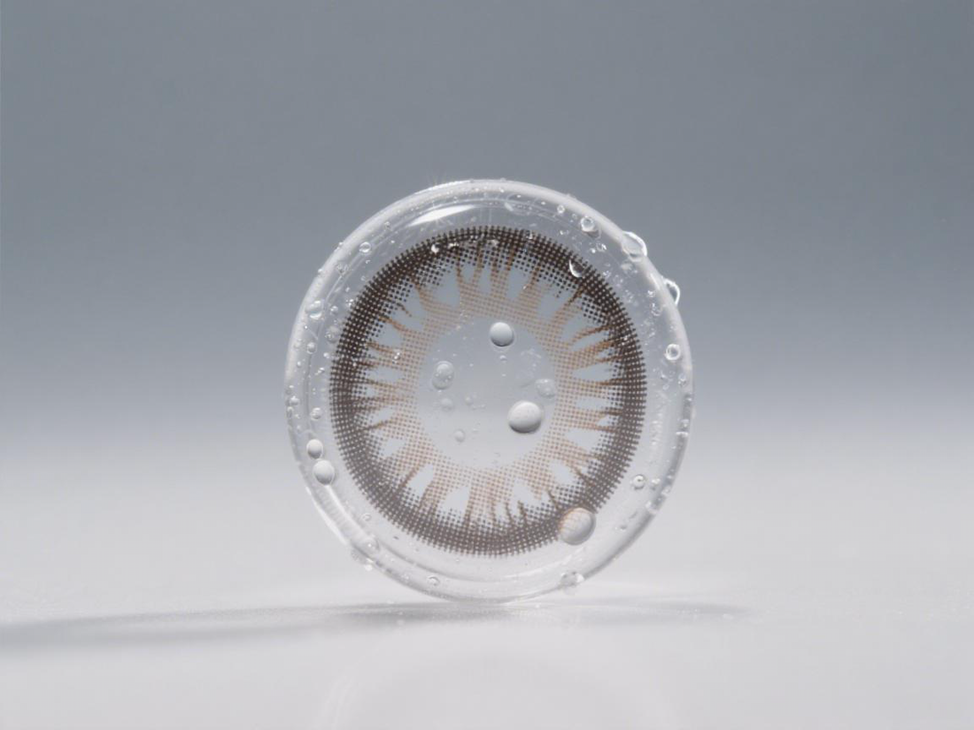 Winter Contact Lenses: 7 Pro Tips for Comfort & Eye Health